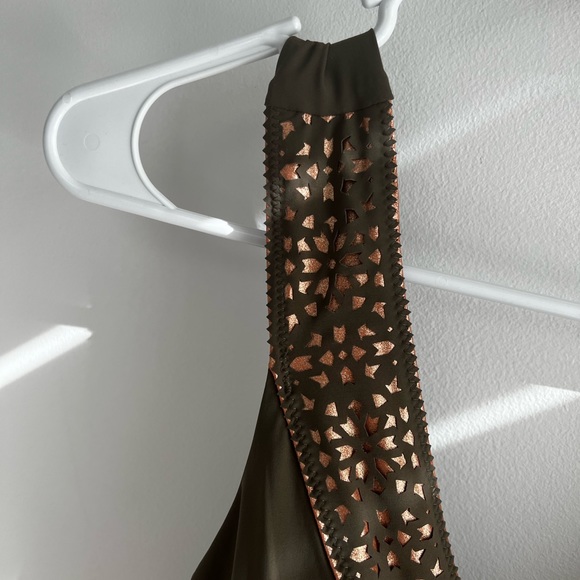 Luxury swim suite - Picture 3 of 9